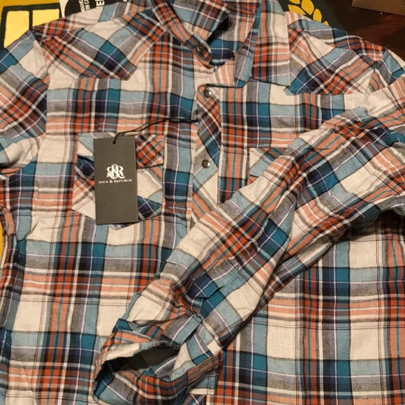 Rock & Republic Other - Rock and Republic long sleeve button down